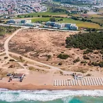 Sunwing By Barut Side