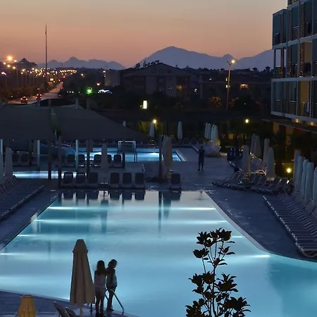 Sunwing By Barut 4*